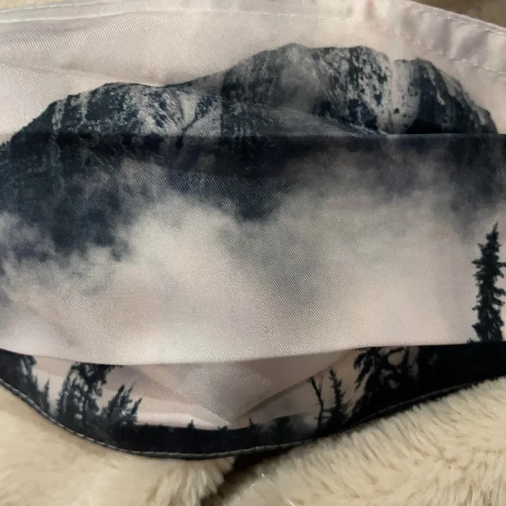 New Mountain cliff face mask